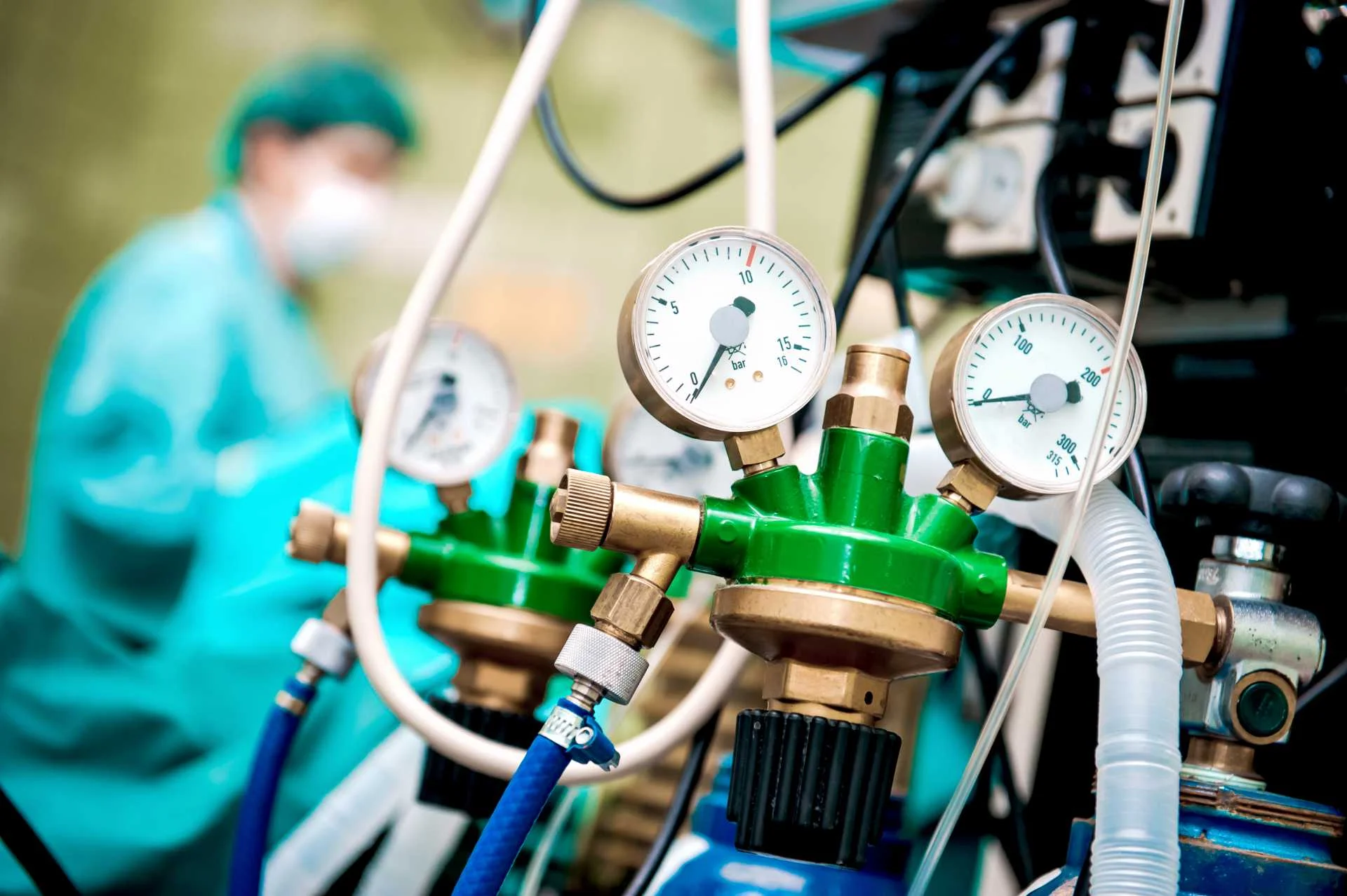 Медицинские газы и смеси Медицинские газы и смеси